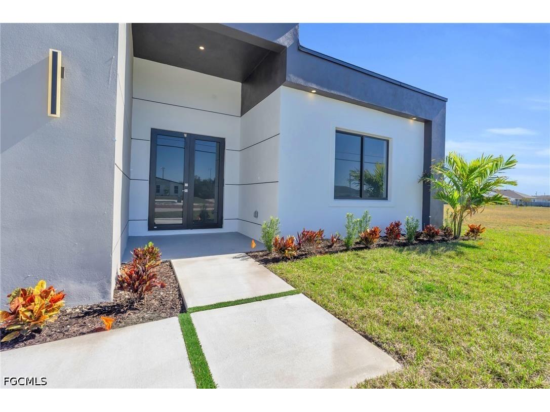 3617 NW 38th Terrace Cape Coral FL 33993 2026020520 image1