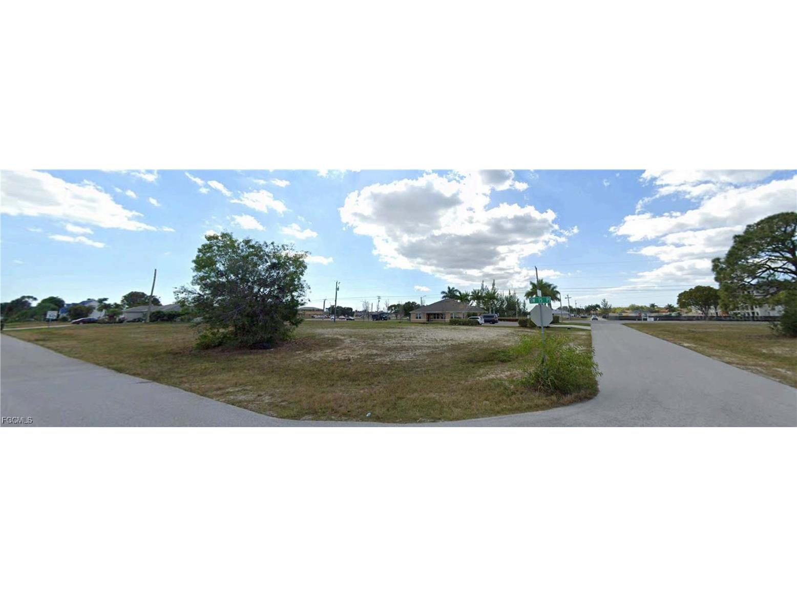 3618 & 3622 SW 15th Place Cape Coral FL 33914 2025004871 image4