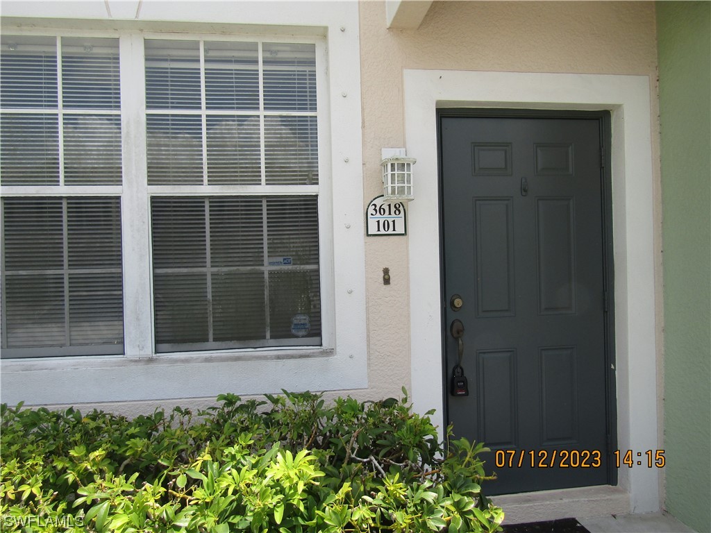 3618 Pine Oak Circle #101 Fort Myers FL 33916 223055357 image1