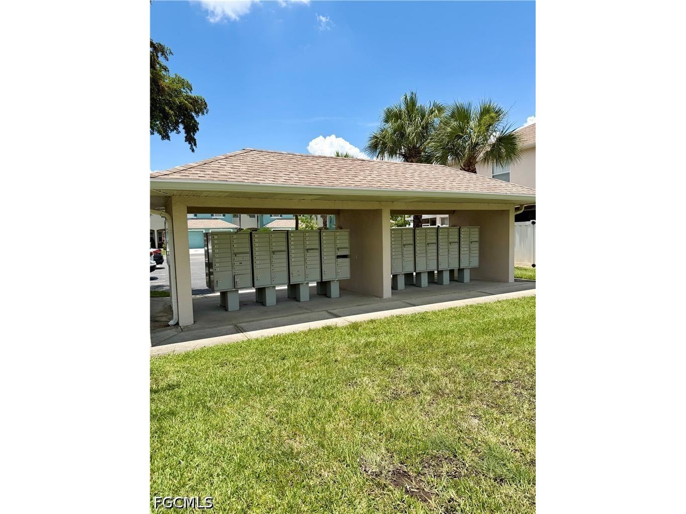 3618 Pine Oak Circle #105 Fort Myers FL 33916 2026027853 image4