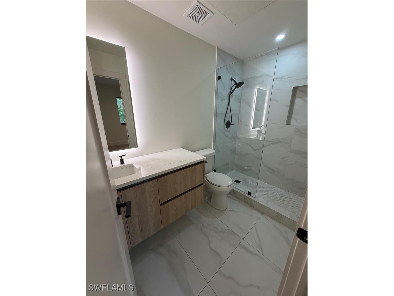 3619 Poplar Way #B Naples FL 34112 226001544 image12