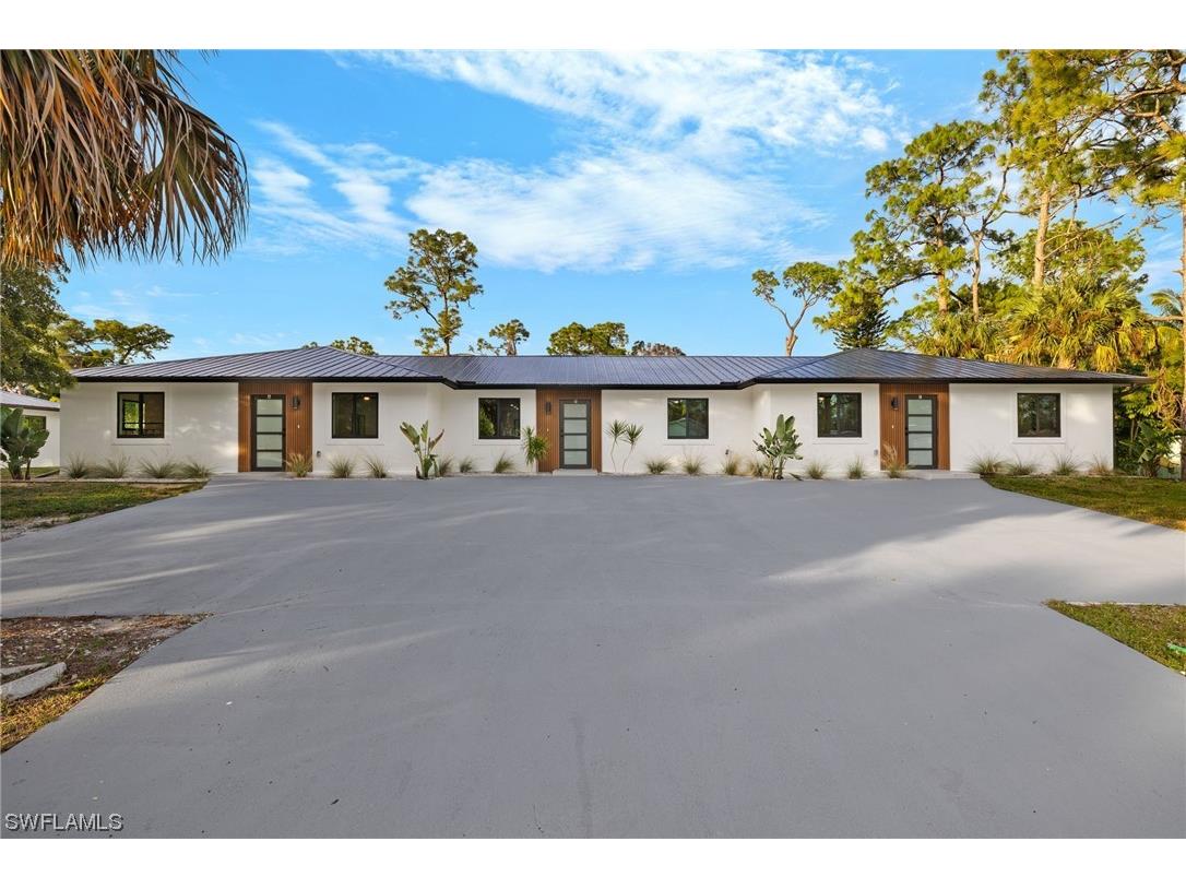 3619 Poplar Way Naples FL 34112 223077067 image1
