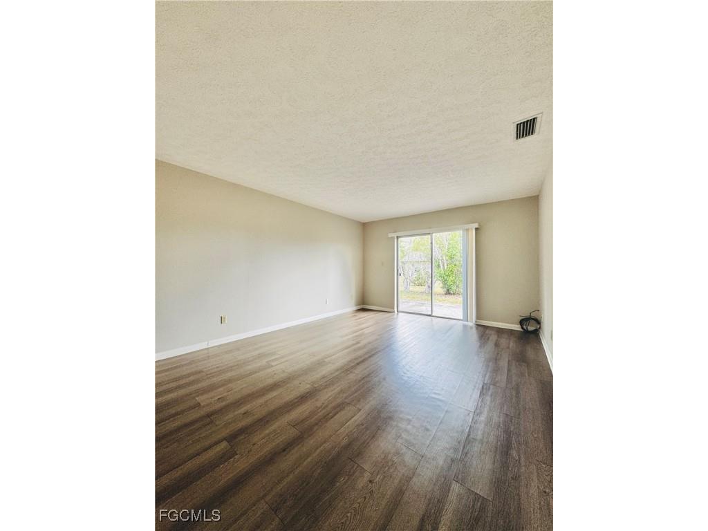 3619 SE 9th Place #4 Cape Coral FL 33904 2026006535 image3
