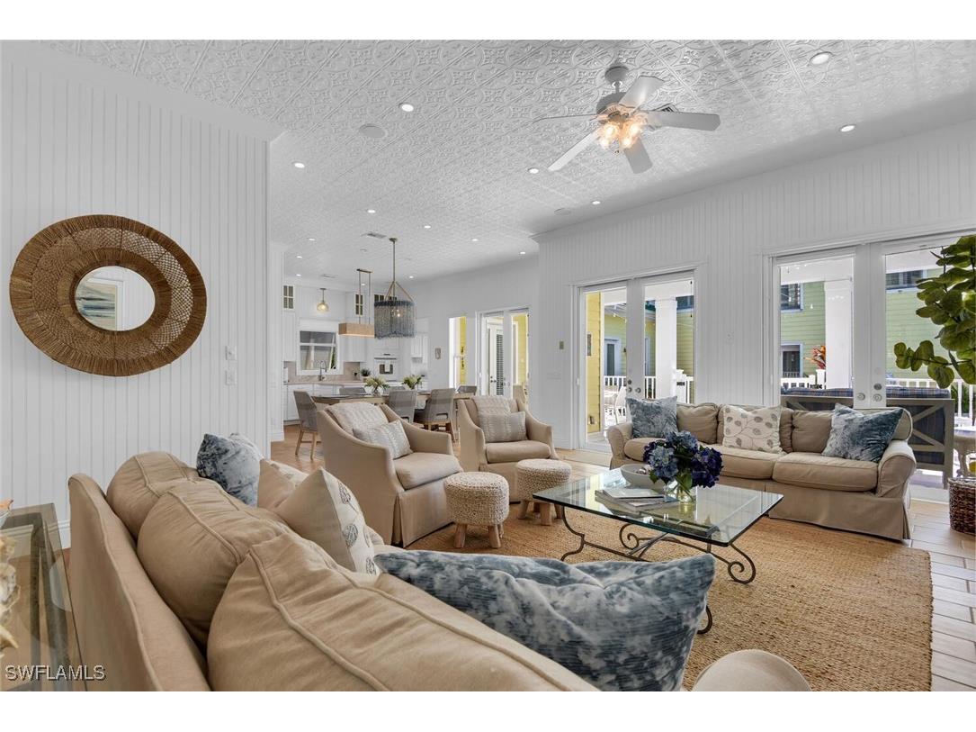 362 2nd Avenue N Naples FL 34102 225055397 image12