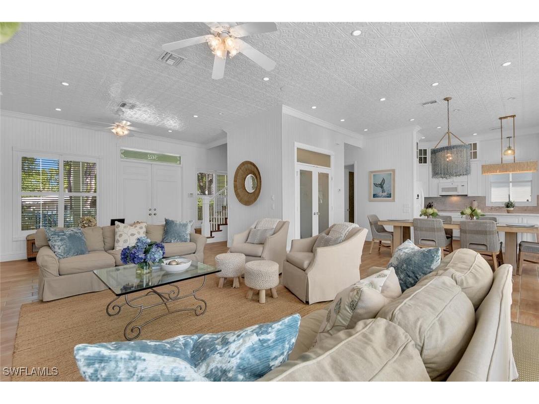 362 2nd Avenue N Naples FL 34102 225055397 image13