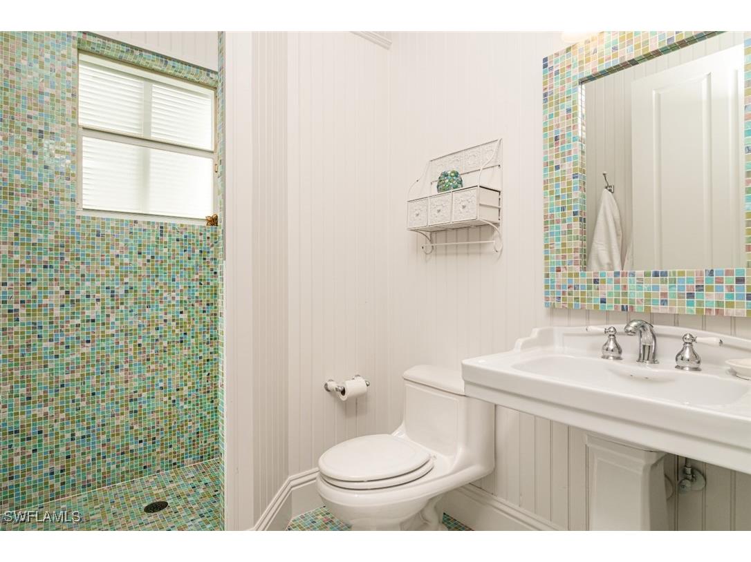 362 2nd Avenue N Naples FL 34102 225055397 image24