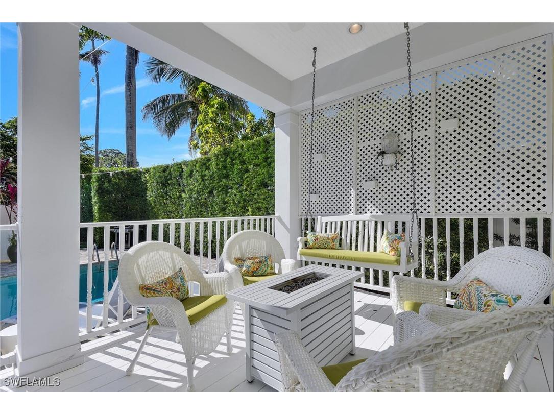 362 2nd Avenue N Naples FL 34102 225055397 image7