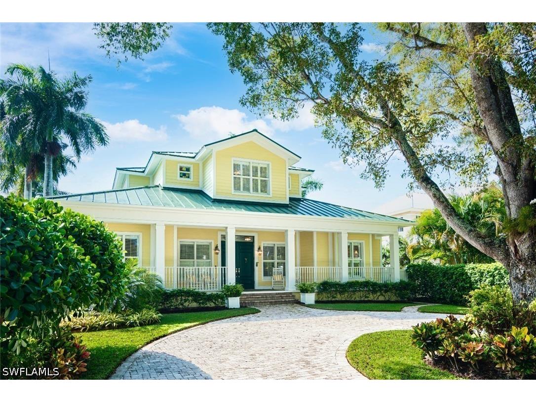 362 2nd Avenue N Naples FL 34102 226025169 image2