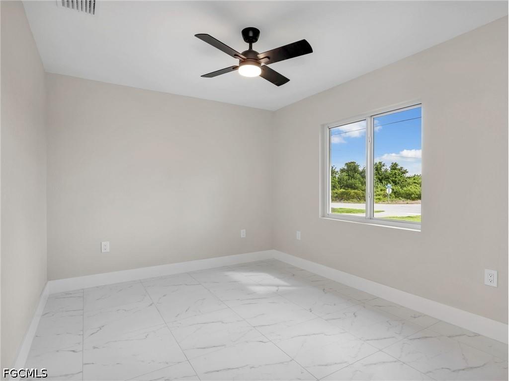 362/364 Petite Avenue Lehigh Acres FL 33974 2026024352 image25