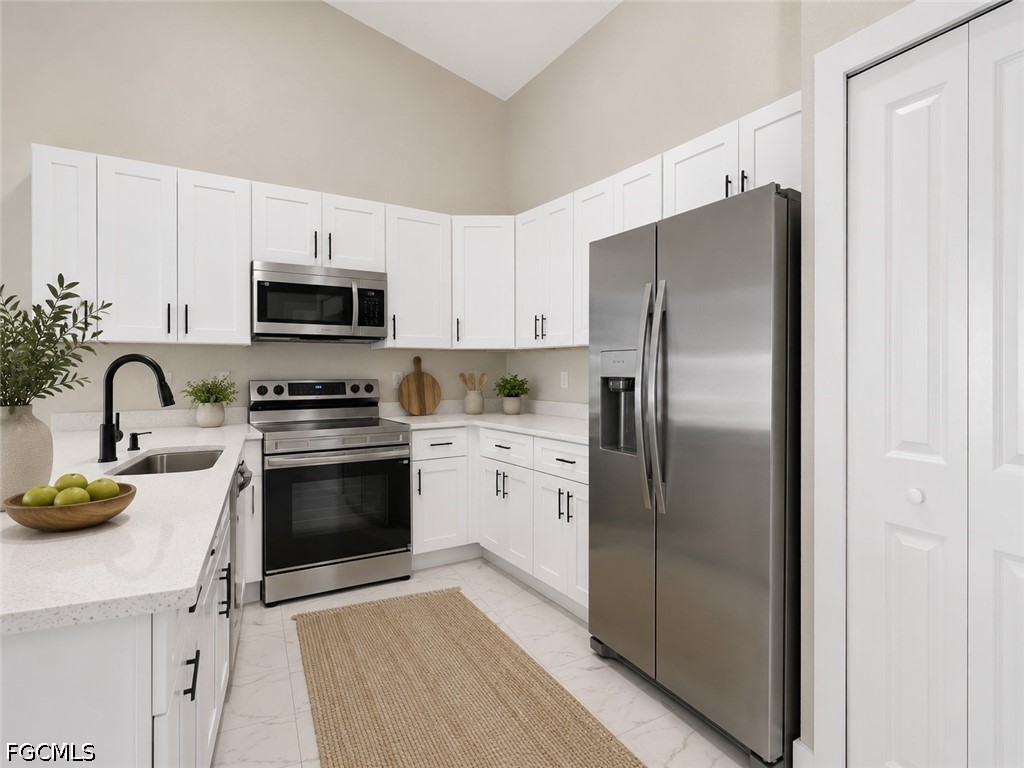 362/364 Petite Avenue Lehigh Acres FL 33974 2026024352 image7