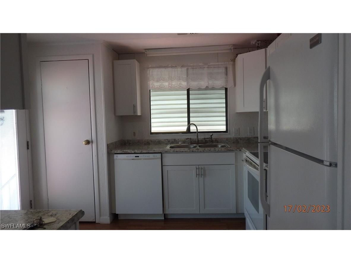 362 Middlecoff Court North Fort Myers FL 33903 223016185 image1