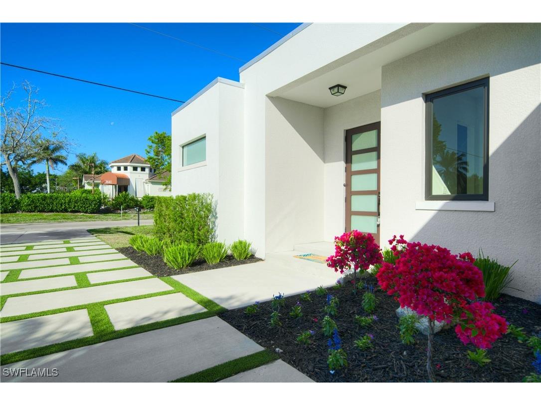 3620 10th Street N Naples FL 34103 223024989 image1