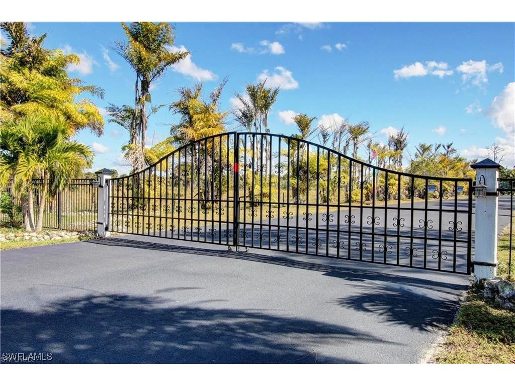 3620 Eagle Lake Drive Saint James City FL 33956 223058246 image1