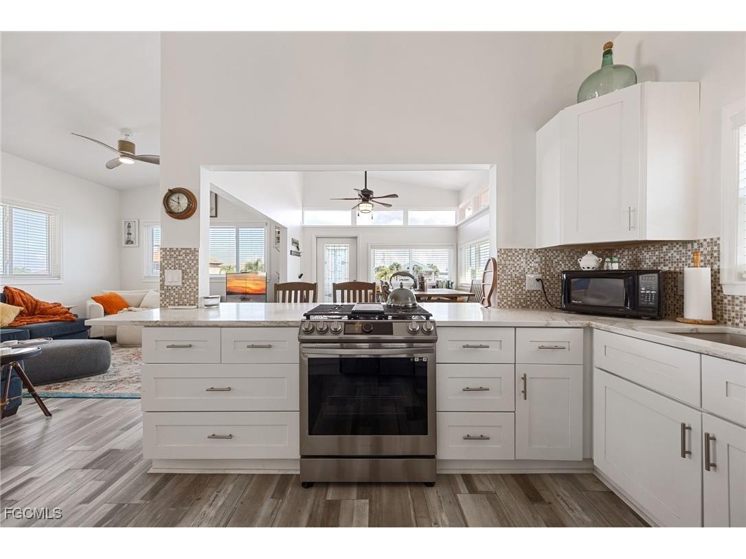 3620 Emerald Avenue Saint James City FL 33956 2025014310 image17