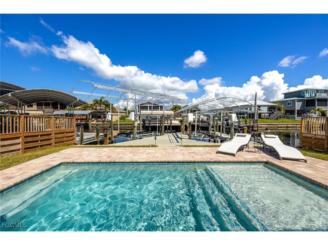 3620 Emerald Avenue Saint James City FL 33956 2025014310 image38