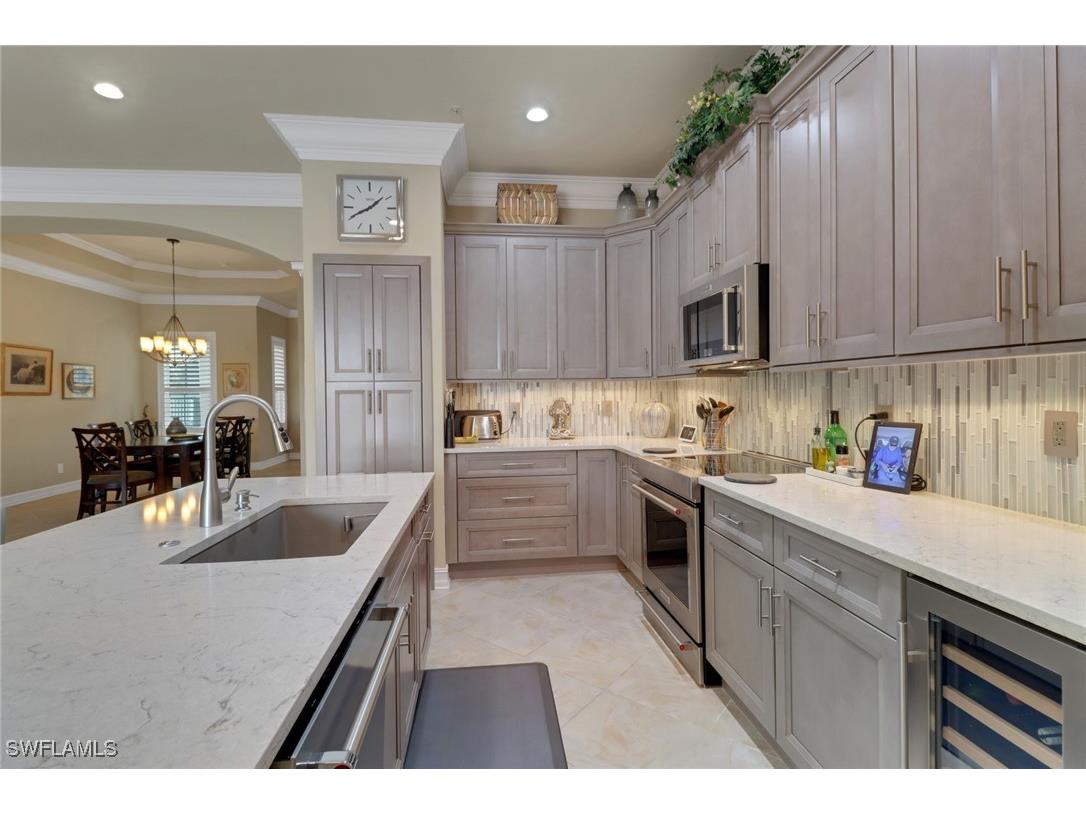 3620 Lansing Loop #202 Estero FL 33928 225069697 image10