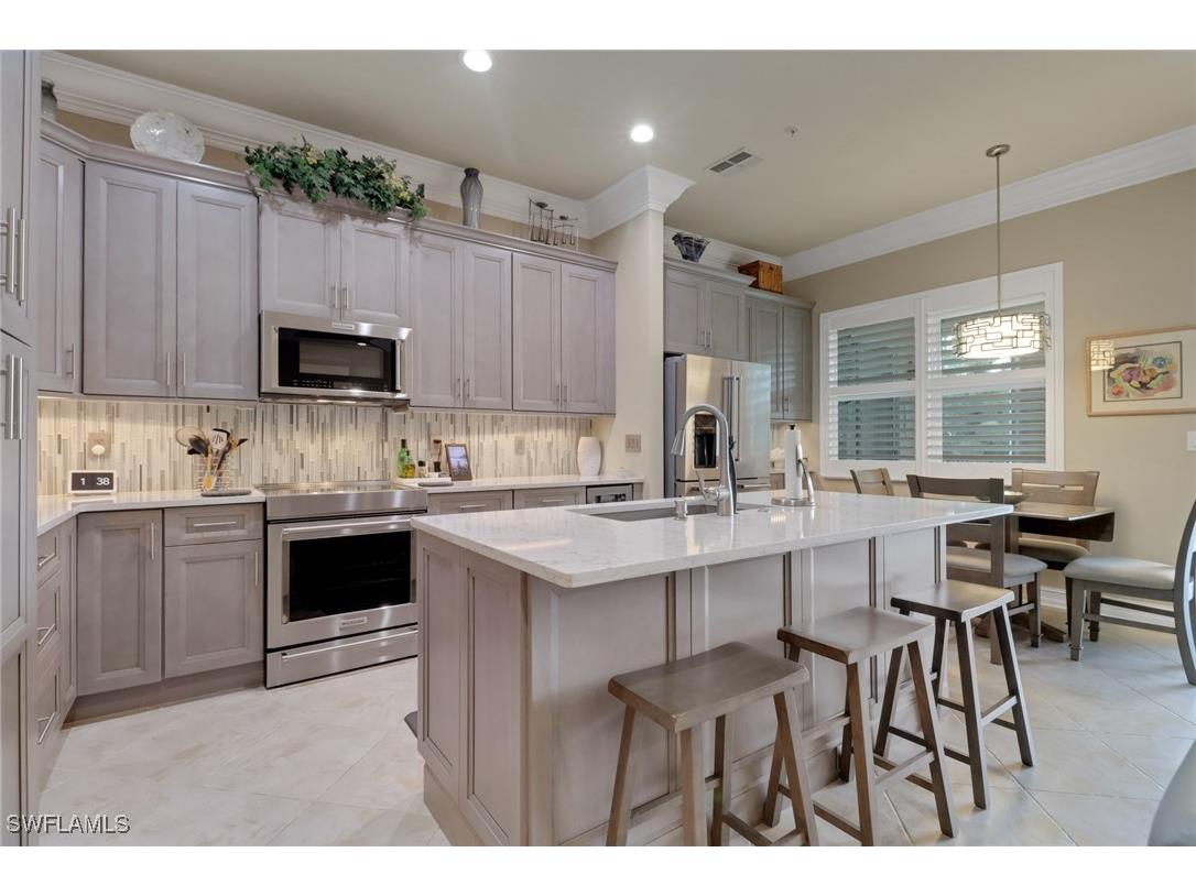 3620 Lansing Loop #202 Estero FL 33928 225069697 image11