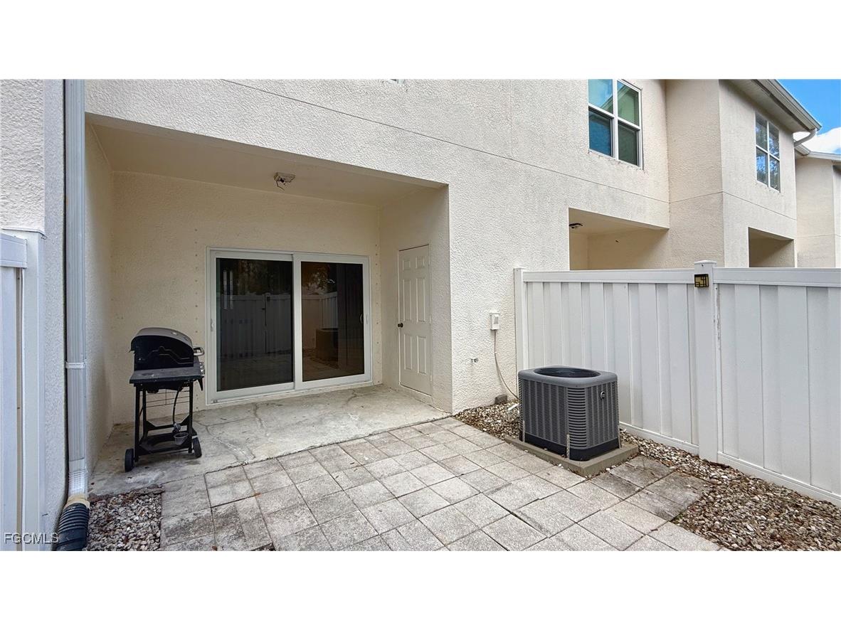 3620 Pine Oak Circle #105 Fort Myers FL 33916 2026001562 image7