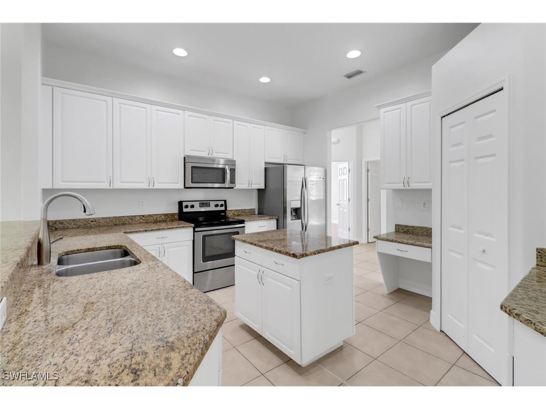 3621 4th Avenue SE Naples FL 34117 224100985 image1