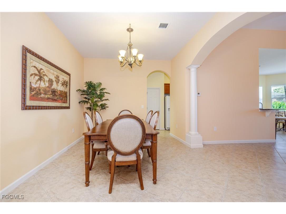 3621 Lakeview Isle Court Fort Myers FL 33905 2025017821 image16