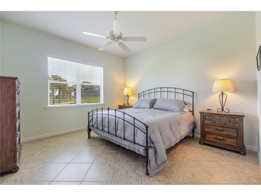 3621 Lakeview Isle Court Fort Myers FL 33905 2025017821 image22