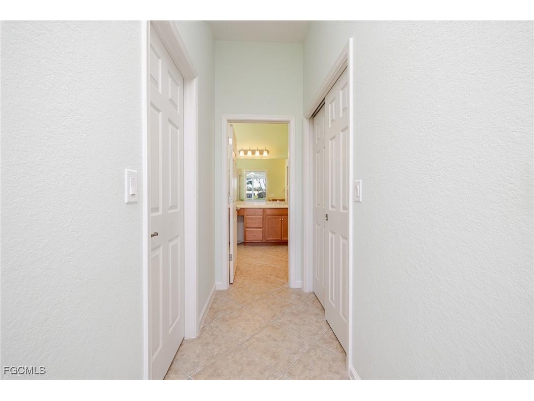 3621 Lakeview Isle Court Fort Myers FL 33905 2025017821 image25