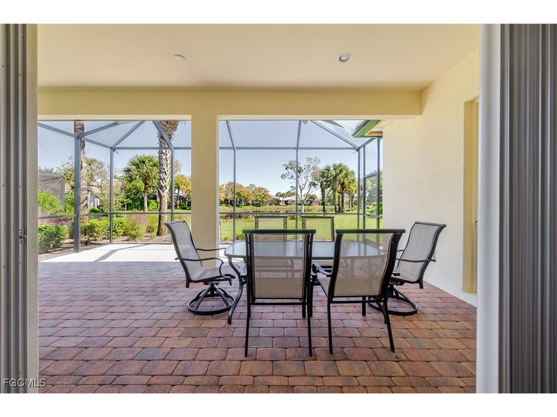 3621 Lakeview Isle Court Fort Myers FL 33905 2025017821 image38