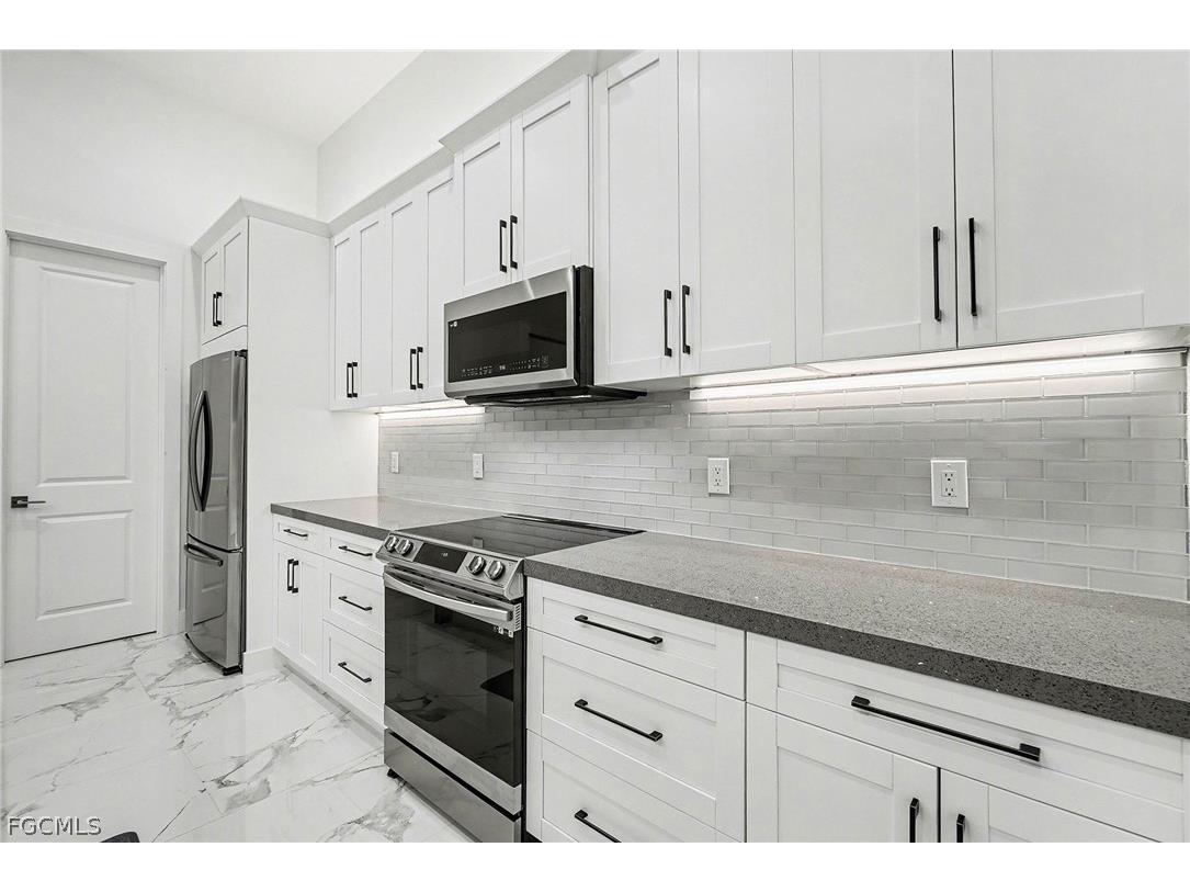 3621 NW 1st Street Cape Coral FL 33993 2026012261 image11