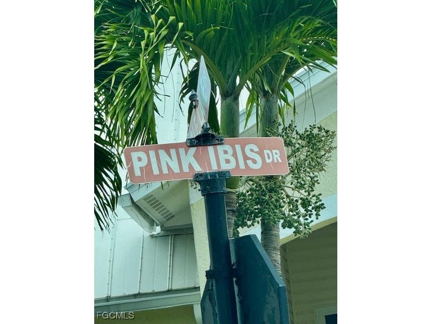 3621 Pink Ibis Drive Saint James City FL 33956 2025010857 image1