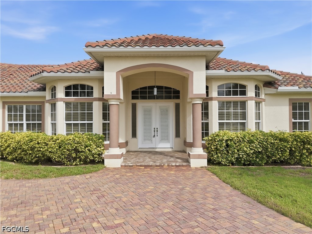 3622 Oasis Boulevard Cape Coral FL 33914 2026025911 image2