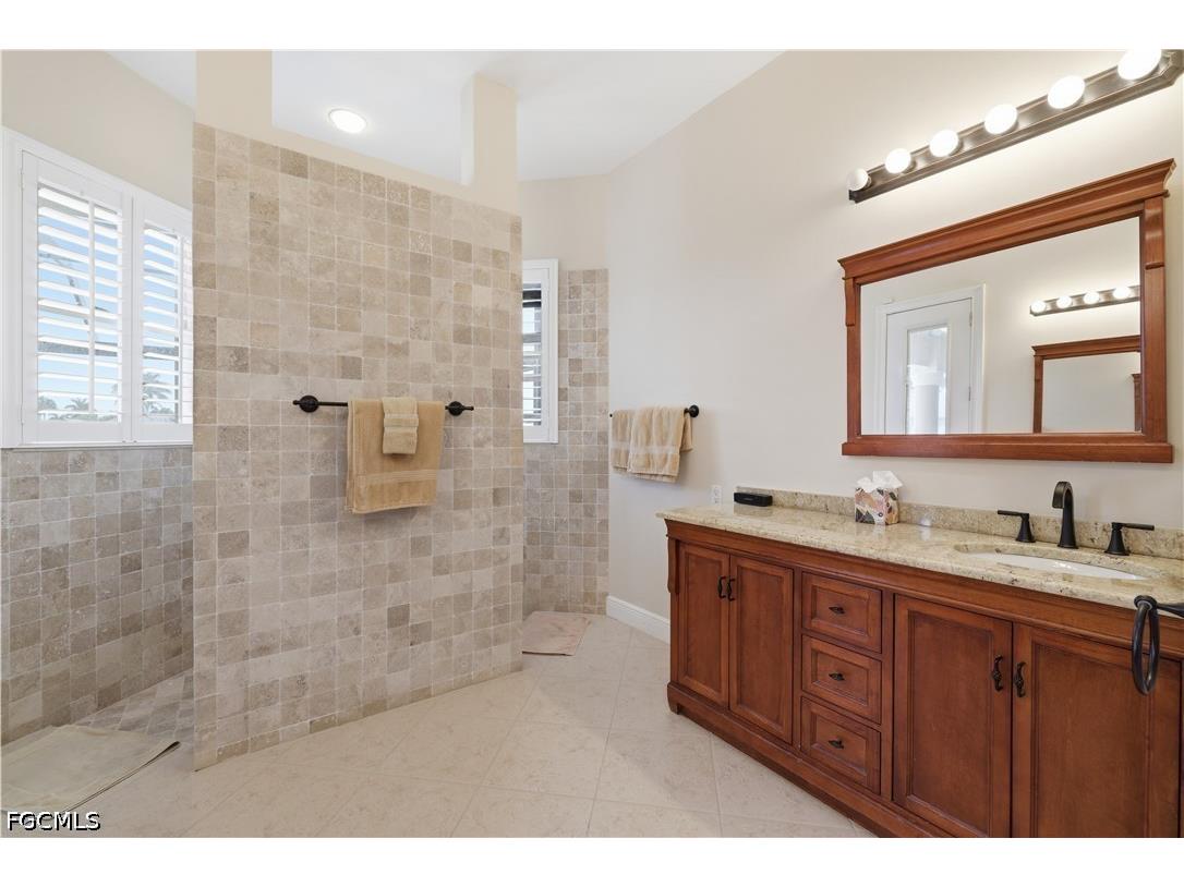3622 Oasis Boulevard Cape Coral FL 33914 2026025911 image36