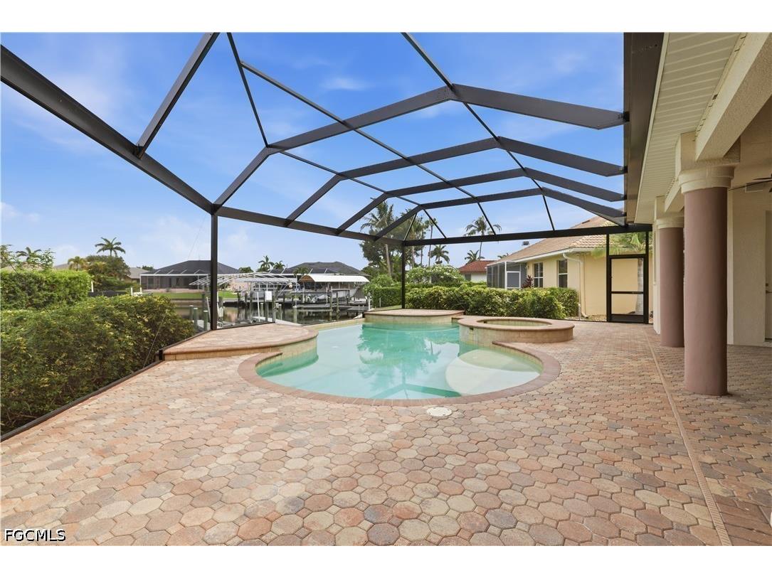 3622 Oasis Boulevard Cape Coral FL 33914 2026025911 image39