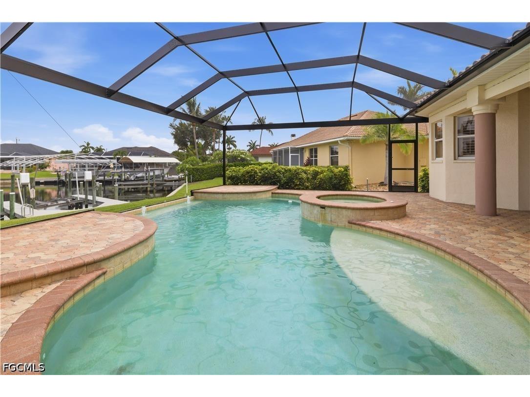 3622 Oasis Boulevard Cape Coral FL 33914 2026025911 image4