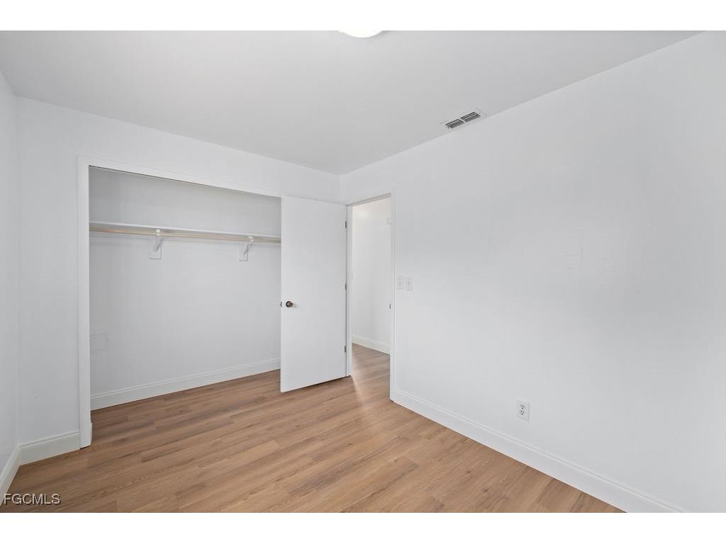 3623/3625 SE 9th Place Cape Coral FL 33904 2025008697 image11