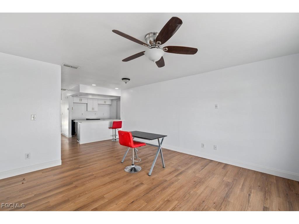 3623/3625 SE 9th Place Cape Coral FL 33904 2025008697 image3