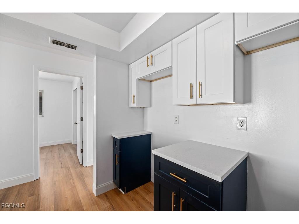 3623/3625 SE 9th Place Cape Coral FL 33904 2025008697 image9