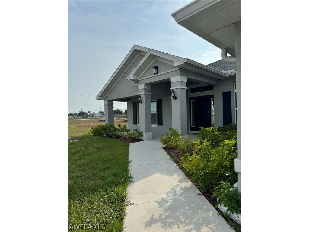 3625 E Gator Circle Cape Coral FL 33909 224039862 image1