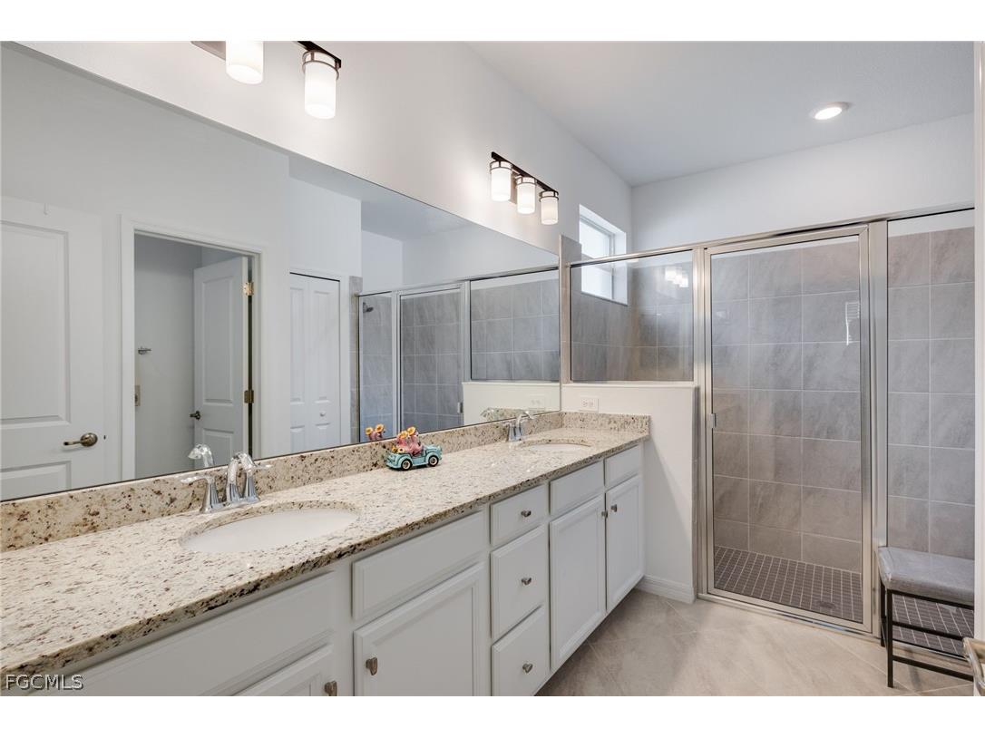 3625 Passion Vine Drive Alva FL 33920 2026005315 image12