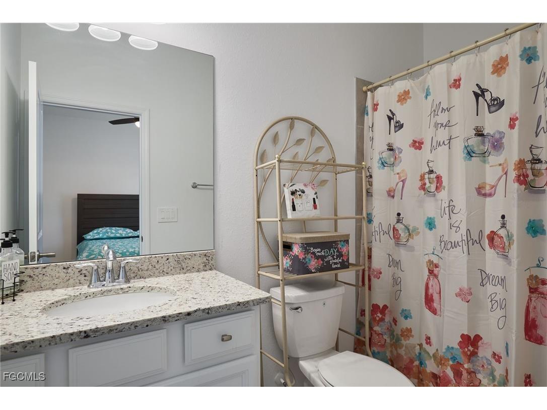 3625 Passion Vine Drive Alva FL 33920 2026005315 image15