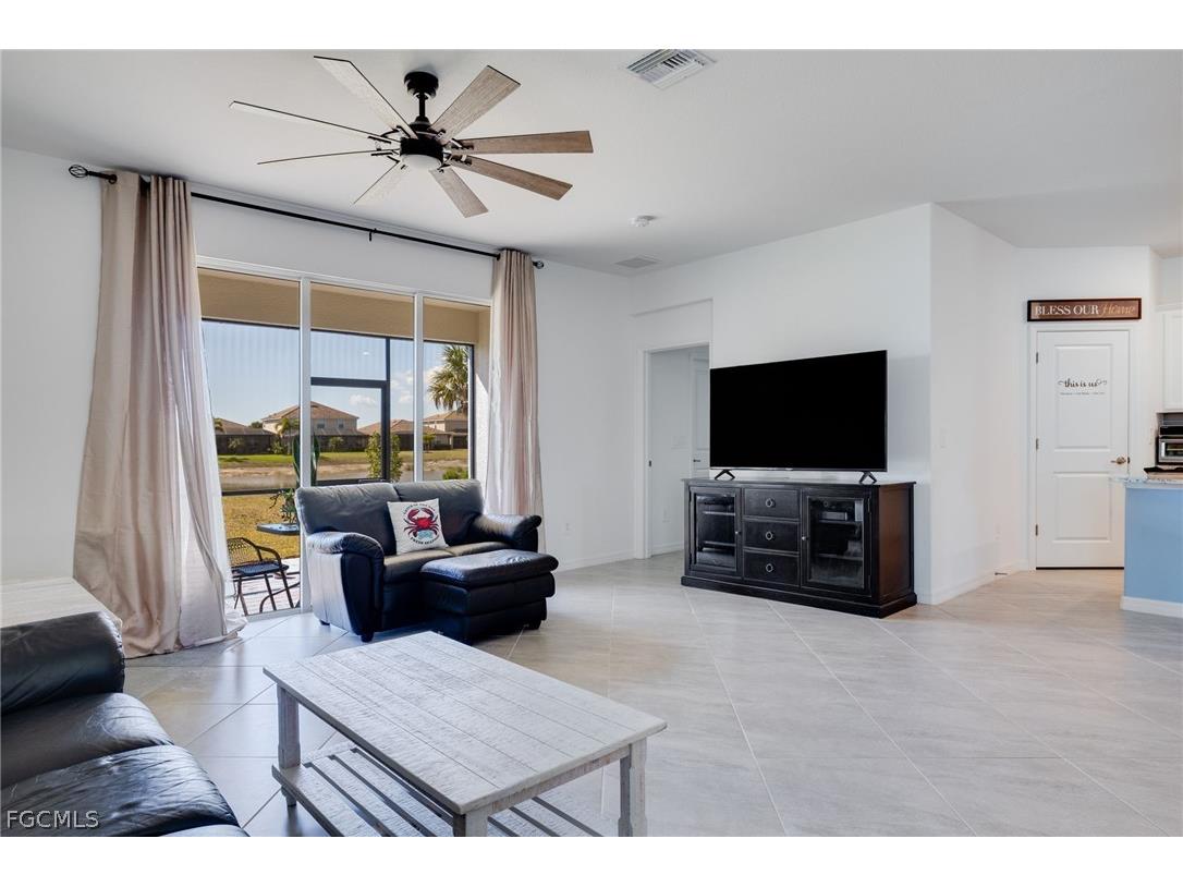 3625 Passion Vine Drive Alva FL 33920 2026005315 image9