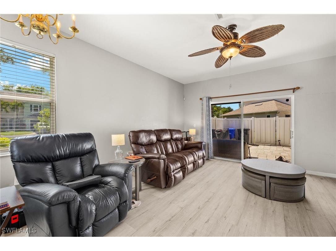 3627 Pine Oak Circle #101 Fort Myers FL 33916 225029007 image2