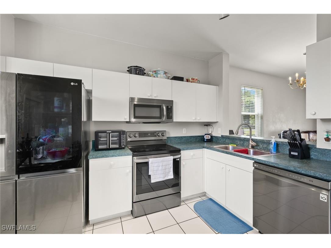 3627 Pine Oak Circle #101 Fort Myers FL 33916 225029007 image5