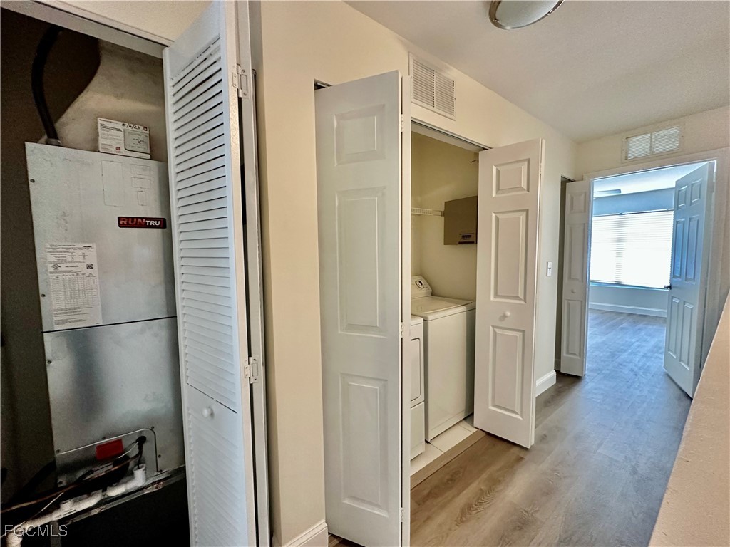 3627 Pine Oak Circle #102 Fort Myers FL 33916 2025009153 image32