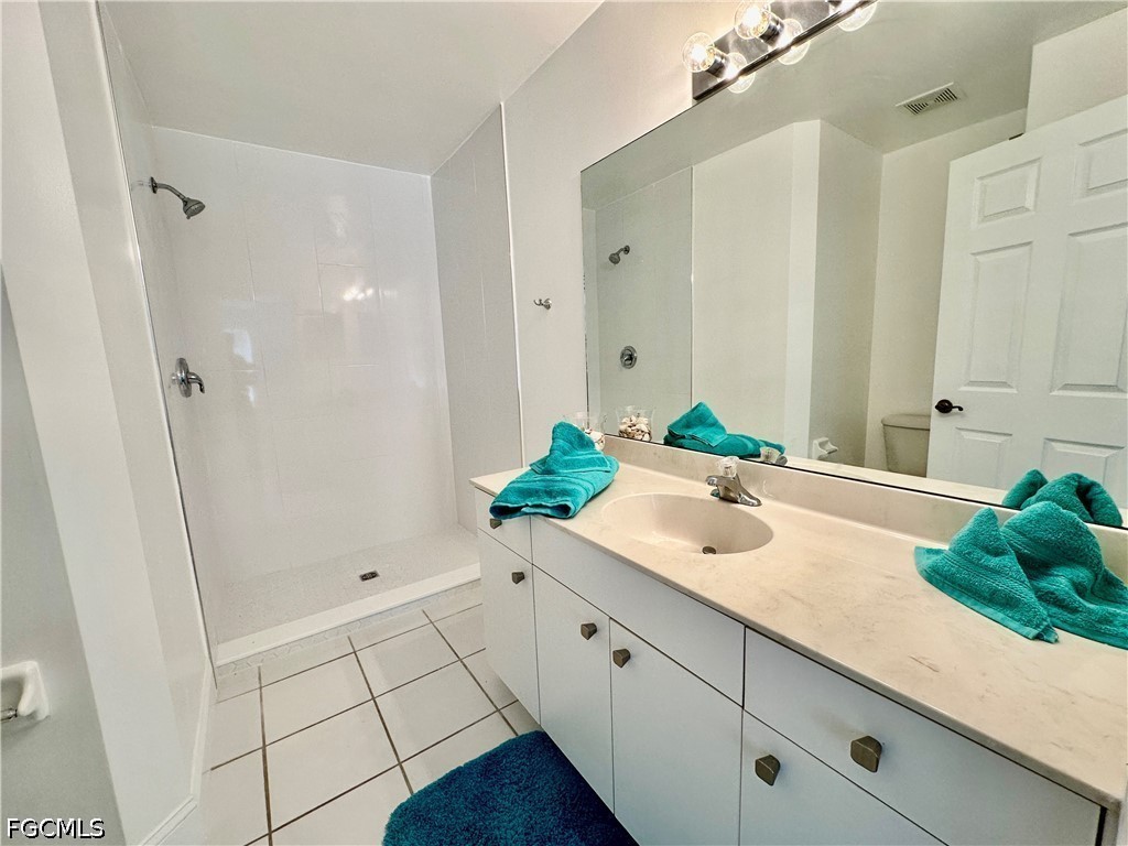 3627 Pine Oak Circle #102 Fort Myers FL 33916 2026019820 image25