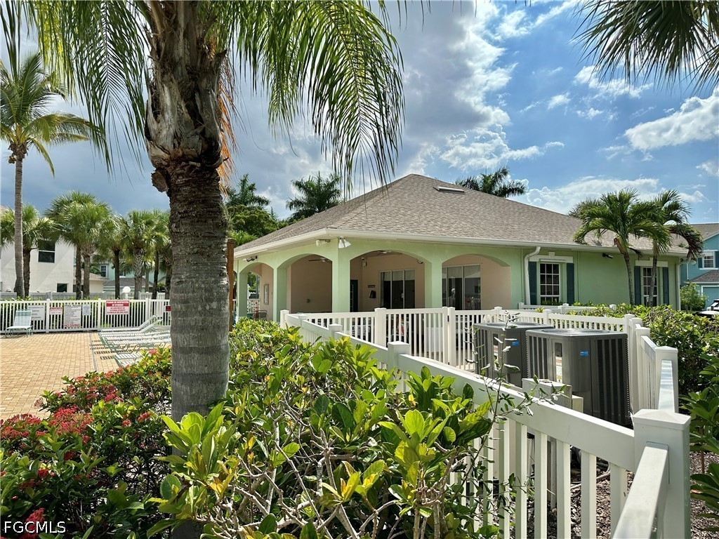 3627 Pine Oak Circle #102 Fort Myers FL 33916 2026019820 image36