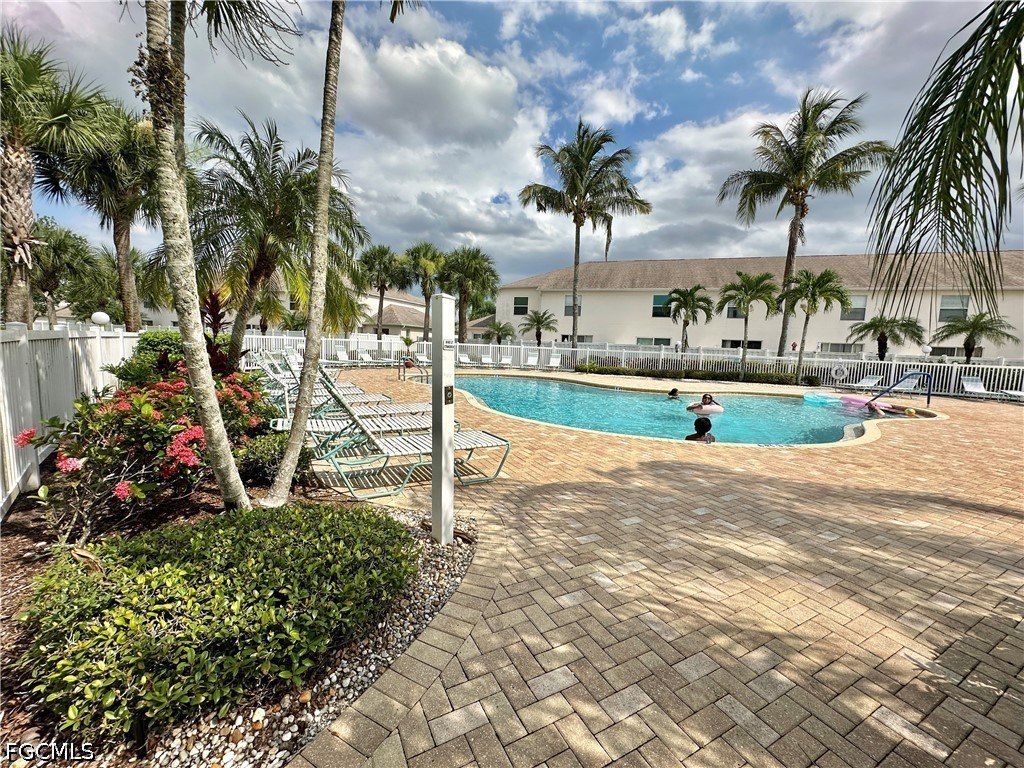 3627 Pine Oak Circle #102 Fort Myers FL 33916 2026019820 image38