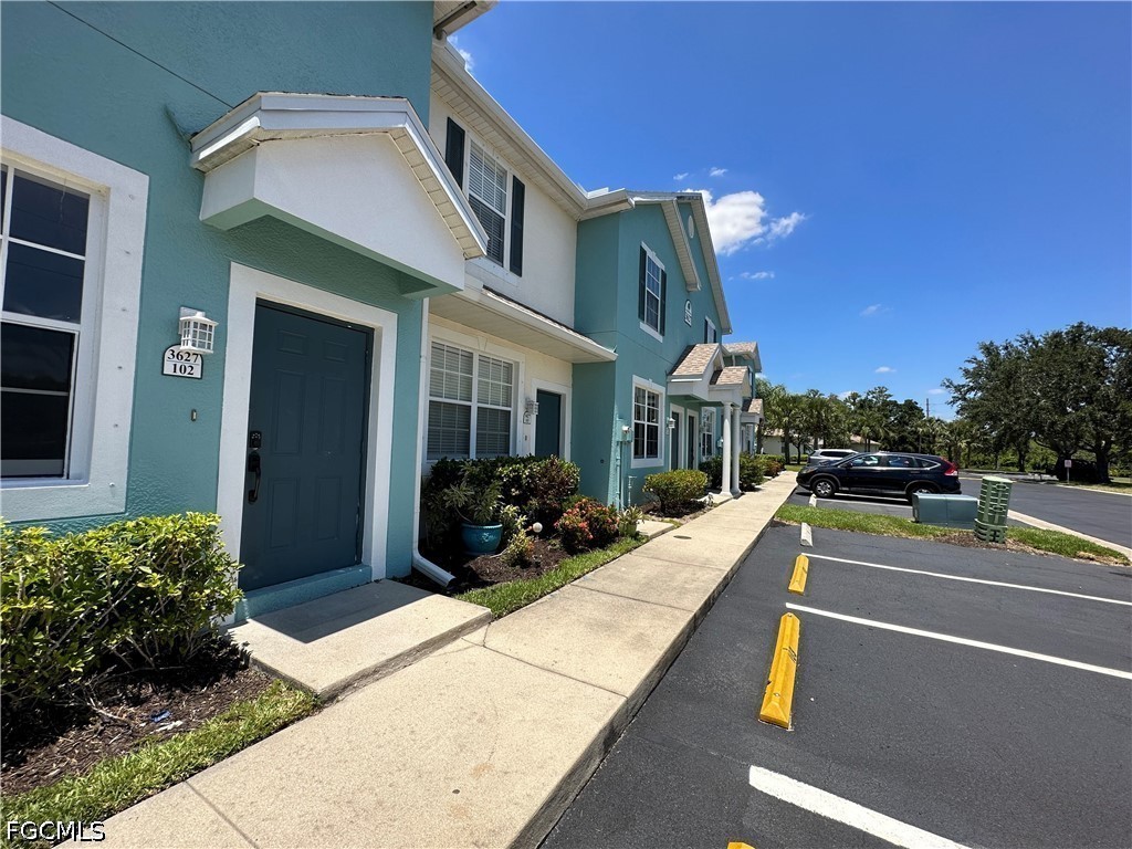 3627 Pine Oak Circle #102 Fort Myers FL 33916 2026019820 image4