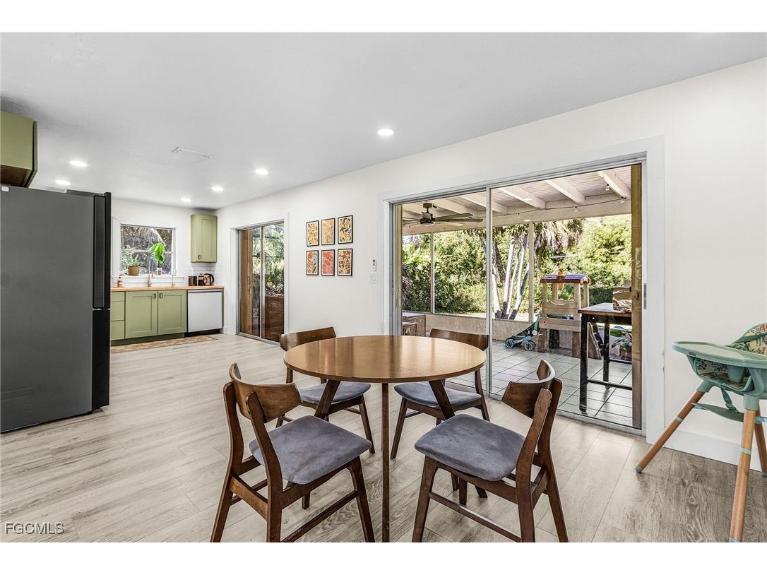 3628 Tropical Point Drive Saint James City FL 33956 2025020053 image10