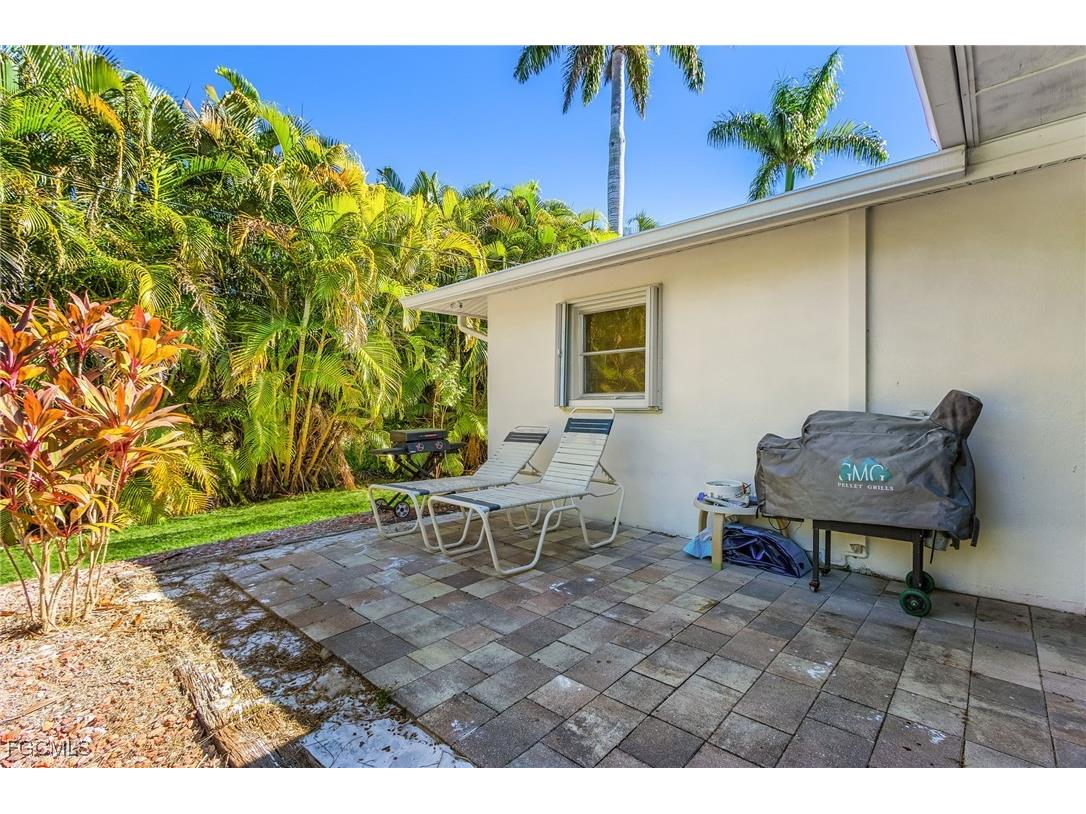 3628 Tropical Point Drive Saint James City FL 33956 2025020053 image21