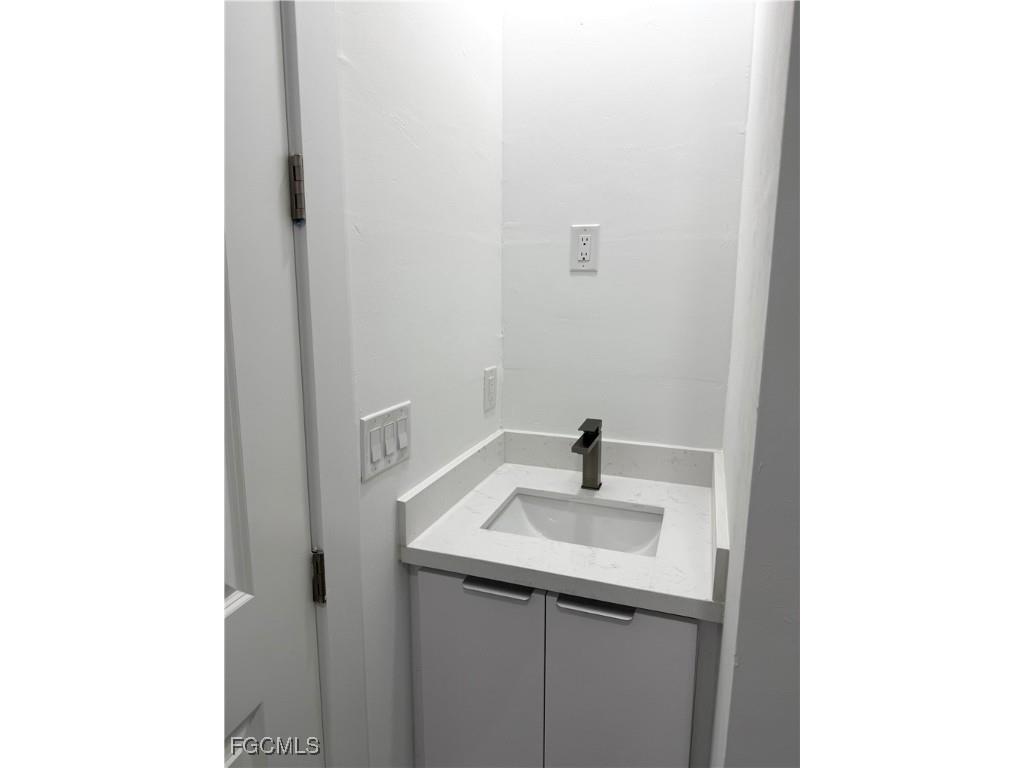 363 Hermosa Avenue Lehigh Acres FL 33974 2025009619 image10